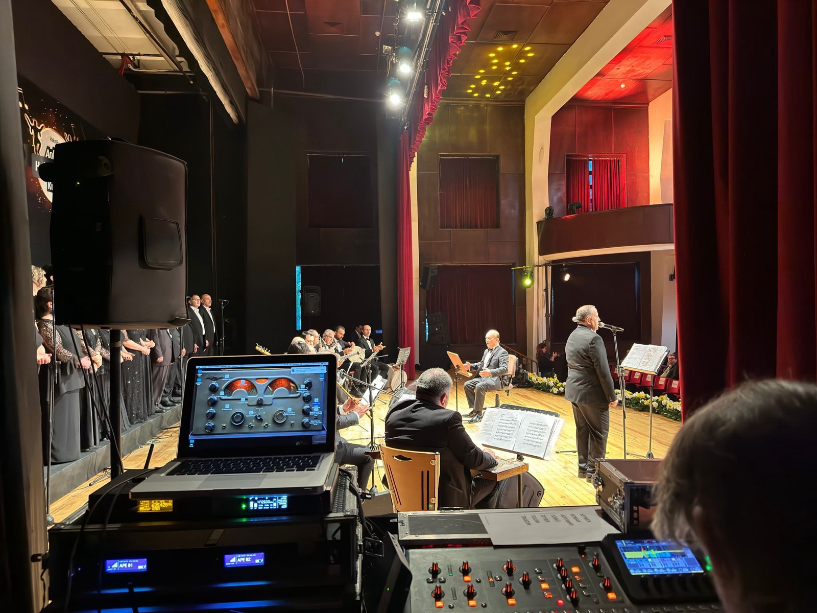 Live mixing for a choir concert